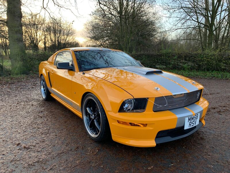 View FORD MUSTANG -